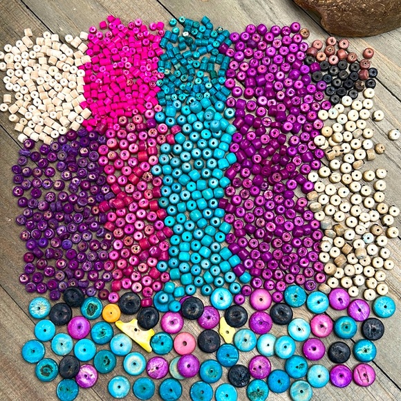 Colored Coconut Shell Coco Beads Mixed Lot DIy Jewelry Making Crafting Bundle - Picture 4 of 16